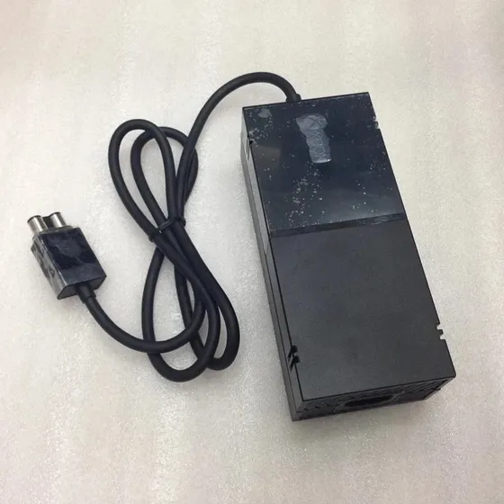 Fonte Xbox One Original Microsoft 110v Semi Nova!