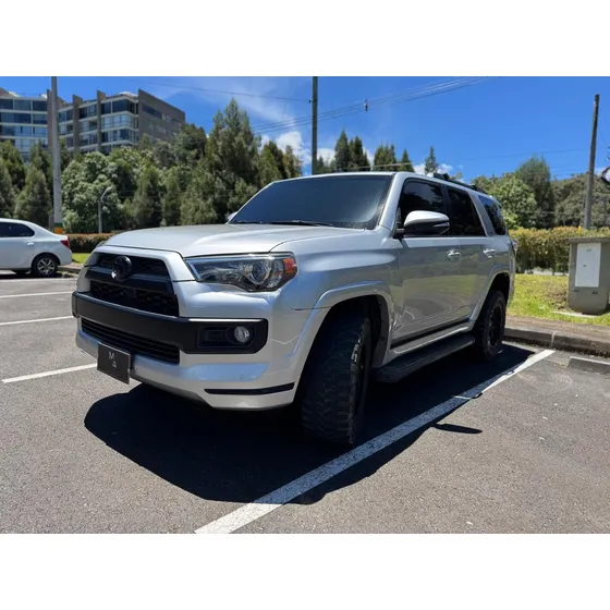 Toyota 4runner 4.0 Limited Fi Blindaje 2 Plus