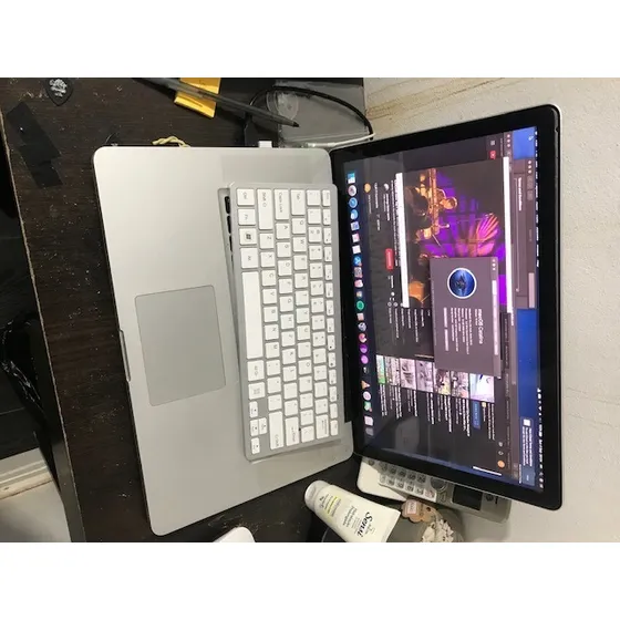 Macbook Pro 2011 15' 2.2ghz Core I7 10gb Ram A1286 