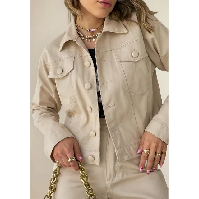 Jaqueta Jeans Feminina BotĂŁo Encapado TendĂȘncia Da Moda Jaqueta Jeans Feminina BotĂŁo Encapado TendĂȘncia Da Moda