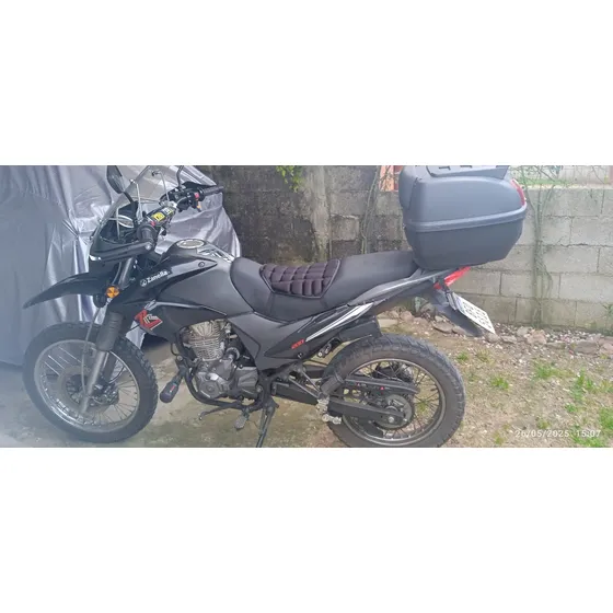 Zanella Zr 200 Impecable Con Mejoras Defensas, Luz Led Focos