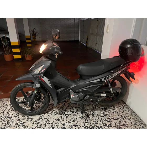 125 Cc - No Paga Impuestos - Se Entrega Con Papeles Al Día