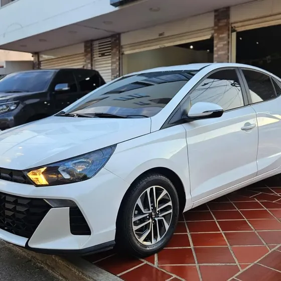 Hyundai Accent 2024 Hb20s