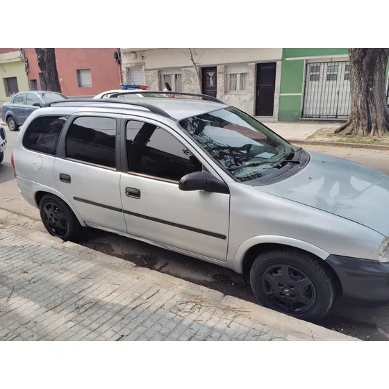Chevrolet Corsa 1.6 Wagon Classic Gl