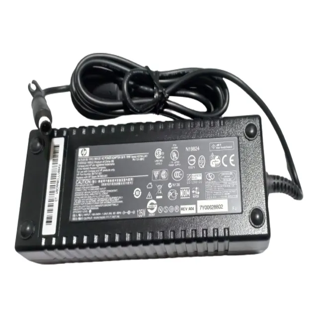 Cargador Hp 135w 19v 7.1a Usado