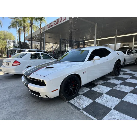 Dodge Challenger 3.6 Srt V8 At