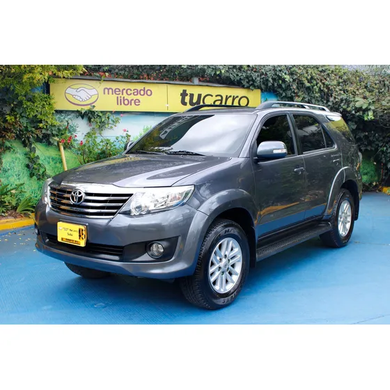Toyota Fortuner 2.7 Urbana Sr5