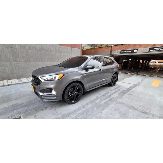 Ford Edge St