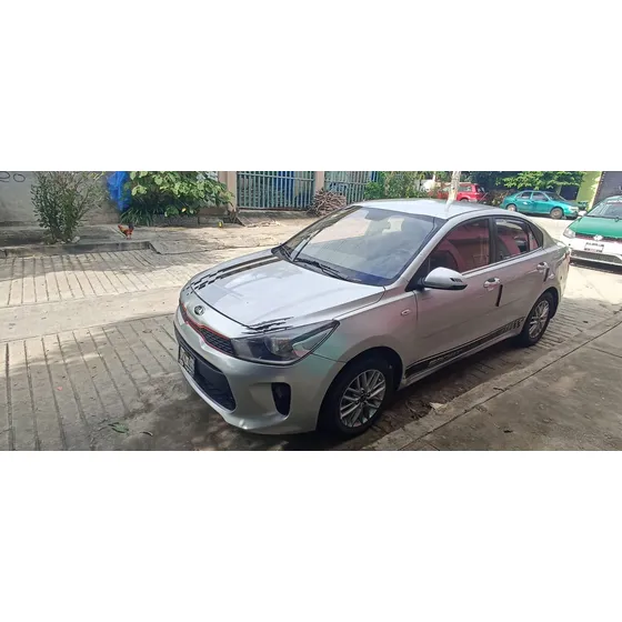 Kia Rio 1.6 Lx Hatchback Mt