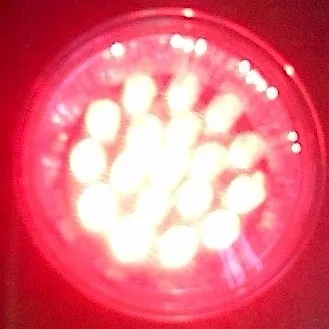 Bombillo Dicroico Led Rojo Mr16 110v 50000hr 18led