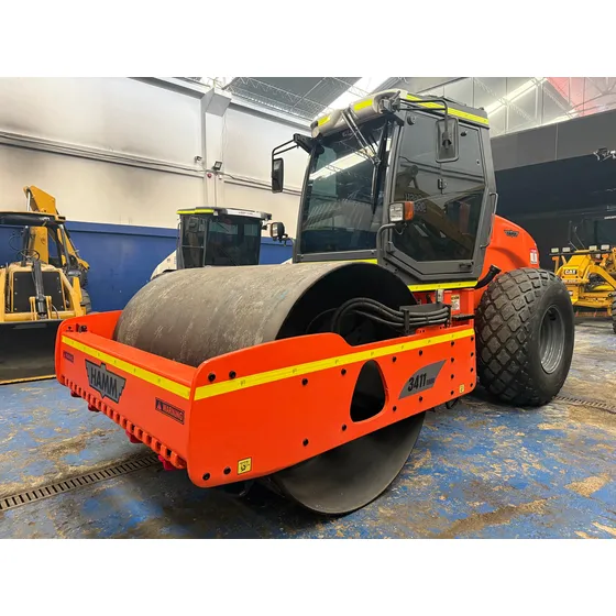 Vibrocompactador Hamm 3411 Cabinado 10 Toneladas