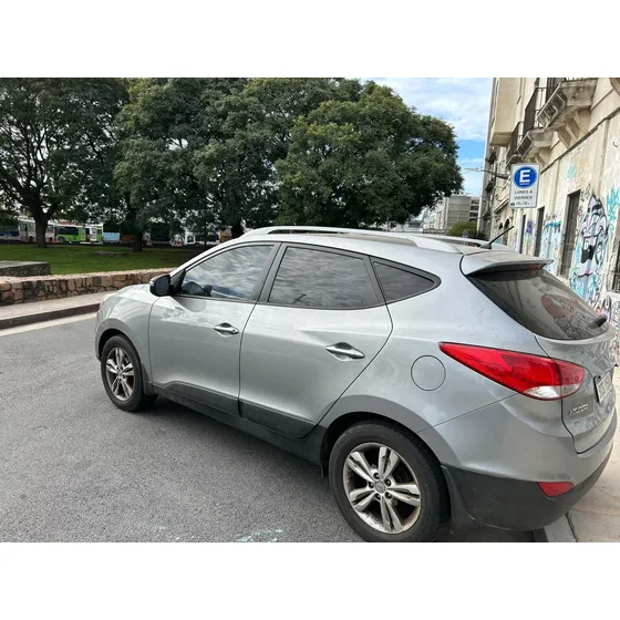 Hyundai Tucson 2.0 Gl 6at 2wd
