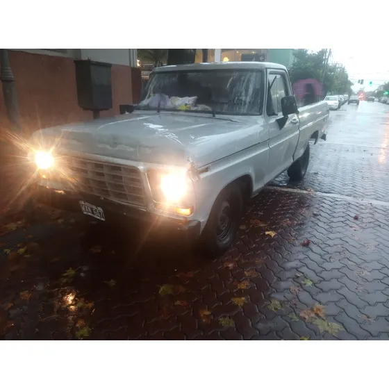 Ford F-100 3.6 Std
