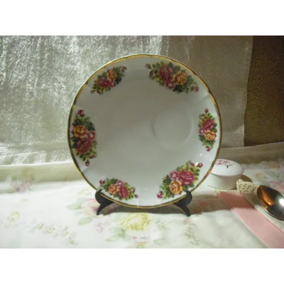Plato De Porcelana Japones,  Antiguo. Coleccionable. Cc 4