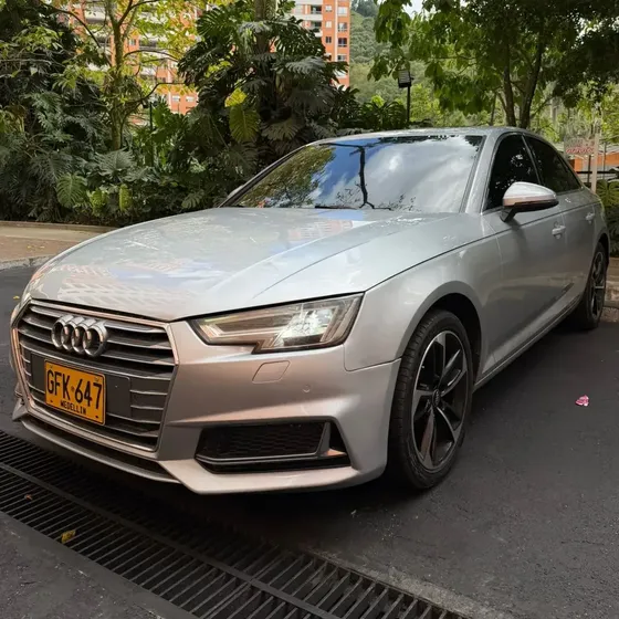 Audi A4 2019 2.0 Tfsi Ambition