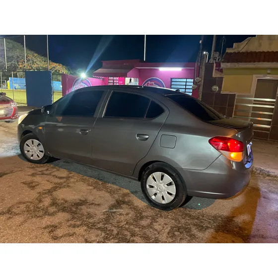 Dodge Attitude 1.2 Se At