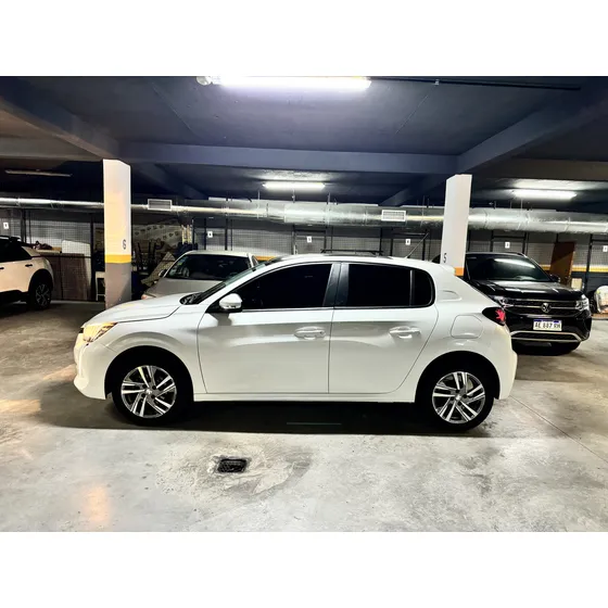 Peugeot 208 1.6 Allure Tiptronic
