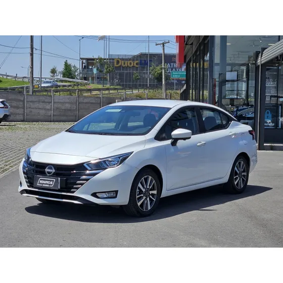 Nissan Versa Advance At 1.6