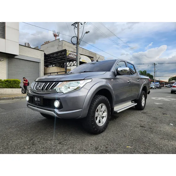 Mitsubishi L200 Sportero 2.5 High Power