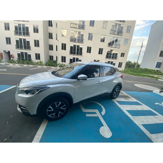 Nissan Kicks 1.6 Sense