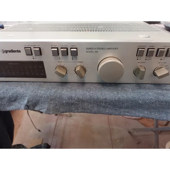 Amplificador Gradiente Prata 55 W