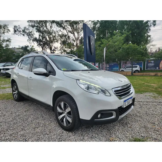 Peugeot 2008 1.6 Feline Tip