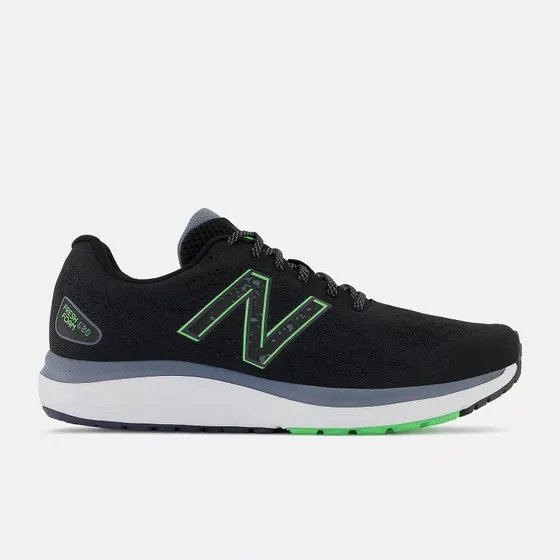New Balance 680 V7