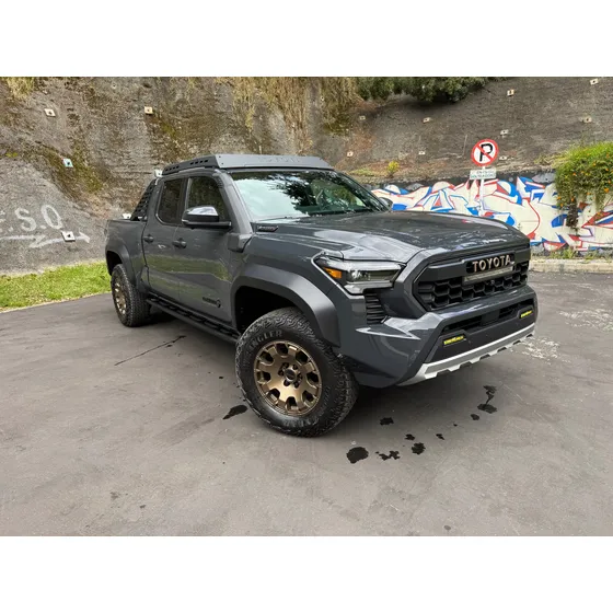 Toyota Tacoma Trailhunter Híbrida 2.4l 2025