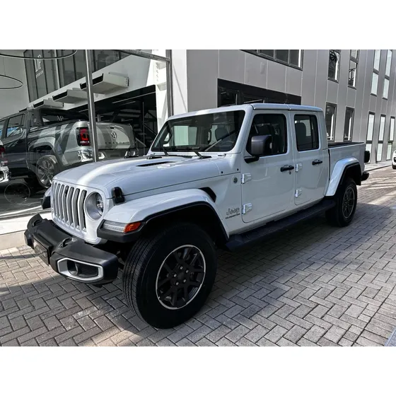 Jeep Gladiator Overland 4x4 V6