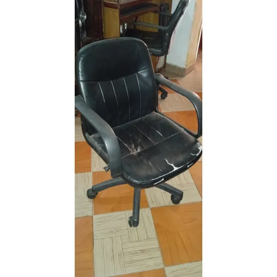 Silla Oficina Recepcionista Semicuero Usada