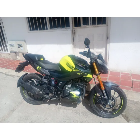 Hero Hunk 160 4 Válvula Con Barras Invertidas