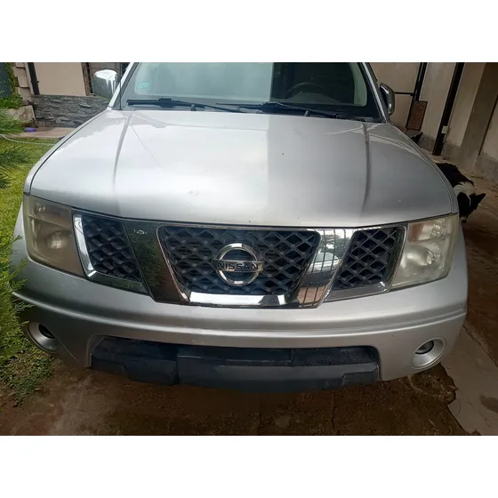 Nissan Frontier 2.5 Le Cab Doble 4x4