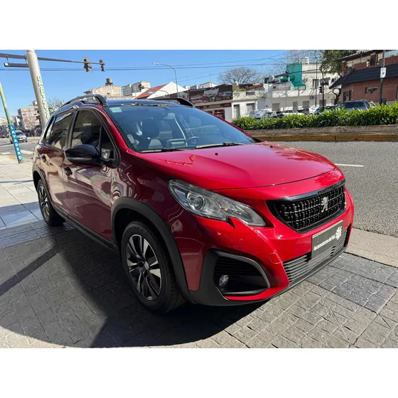 Peugeot 2008 1.6 Feline Am20