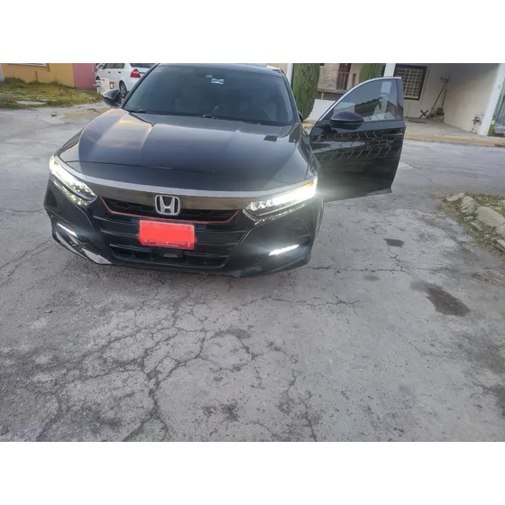Honda Accord 2.0 Touring At