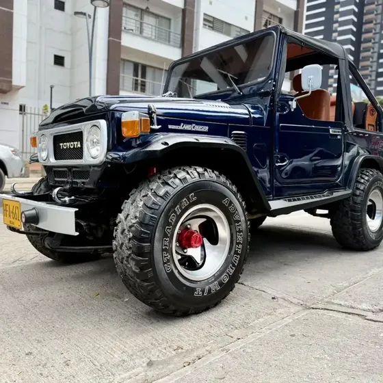 Toyota Land Cruiser 1977 4.2 Fj40