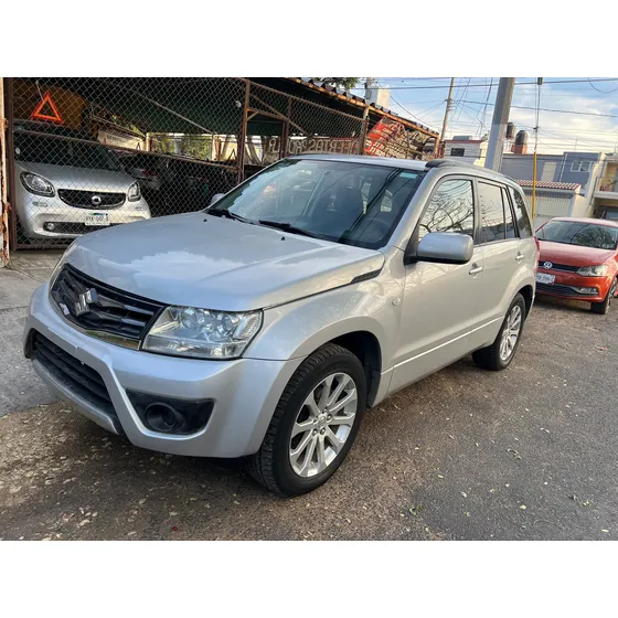Suzuki Grand Vitara 2.4 Gl L4 At