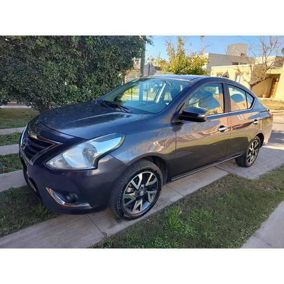 Nissan Versa 1.6 Exclusive At