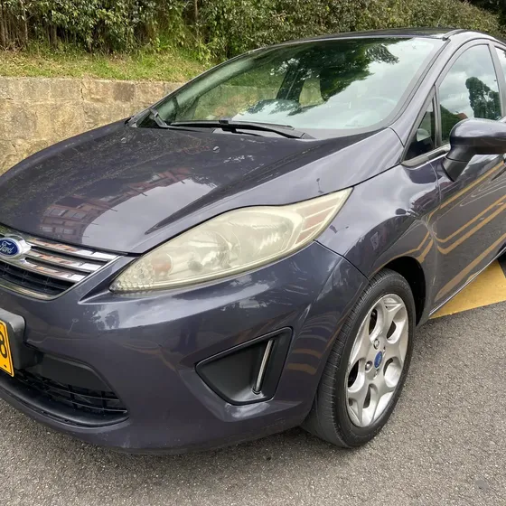 Ford Fiesta 2013 Ford Fiesta Sportback Automático Cc 1.600 Sedán Modelo 2013