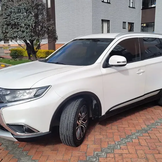 Mitsubishi Outlander 2019 2.0 Kaiteki