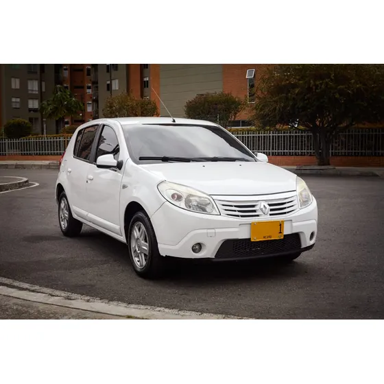 Renault Sandero 1.6 Dynamique 110 Hp