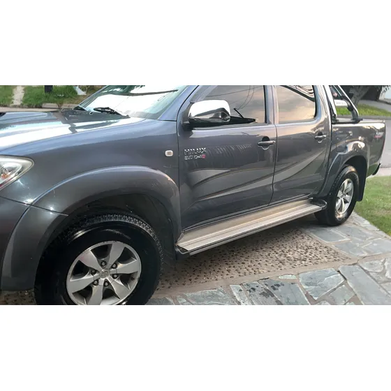 Toyota Hilux Pick-up 3.0 I Srv Cab Doble 4x2 Cuero