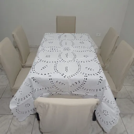Toalha De Mesa De 6 Lugares Bordado Caseado Branca Promoção