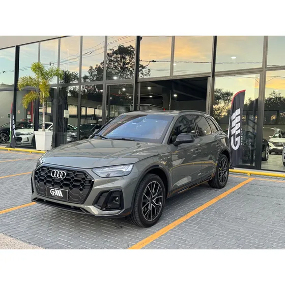 Audi Q5 S-line Black 2.0 Tfsi Quat. S-tronic