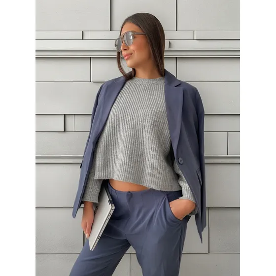 Sweater Mujer De Lanilla Tejido Cuello Redondo Over Corto.