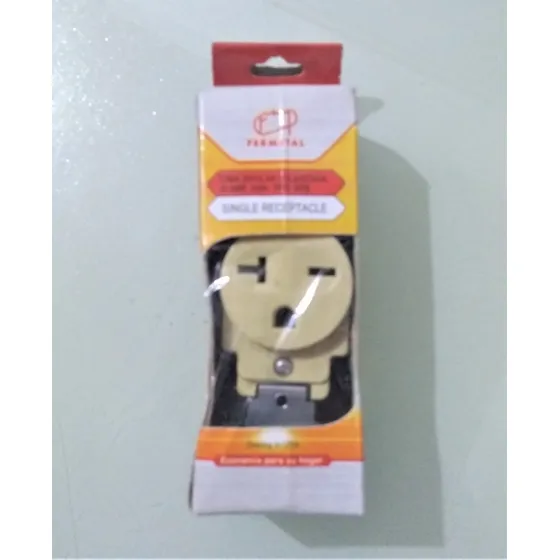 Toma Corriente Sencillo Empotrar 220v  Ferremetal Tipo 1876