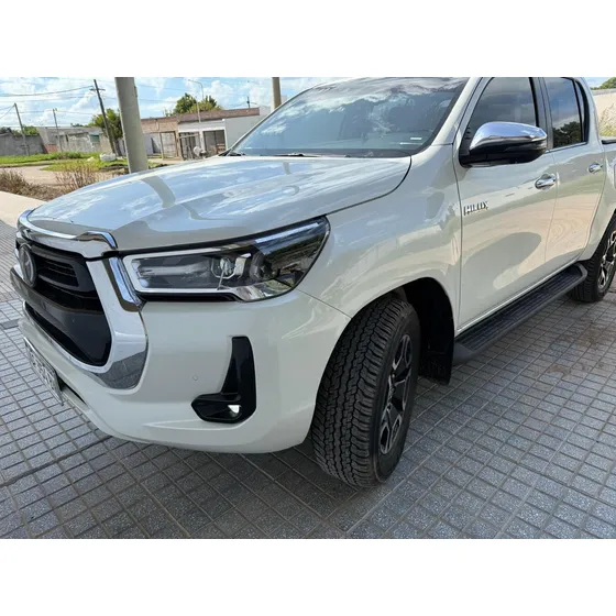 Toyota Hilux Pick-up 2.8 Cd Srx 204cv 4x4 At