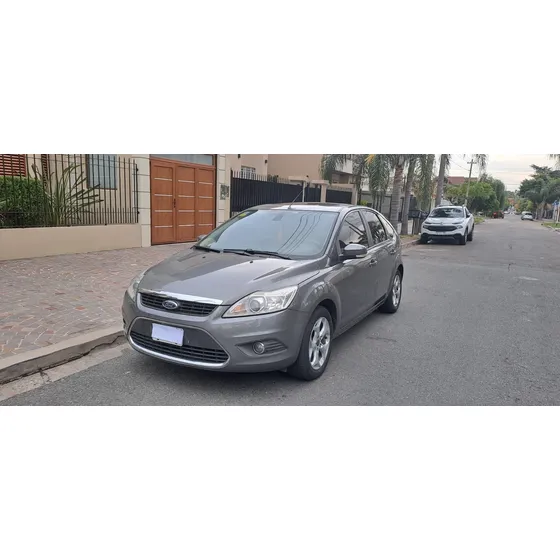 Ford Focus 2 2.0 Ghia Mt