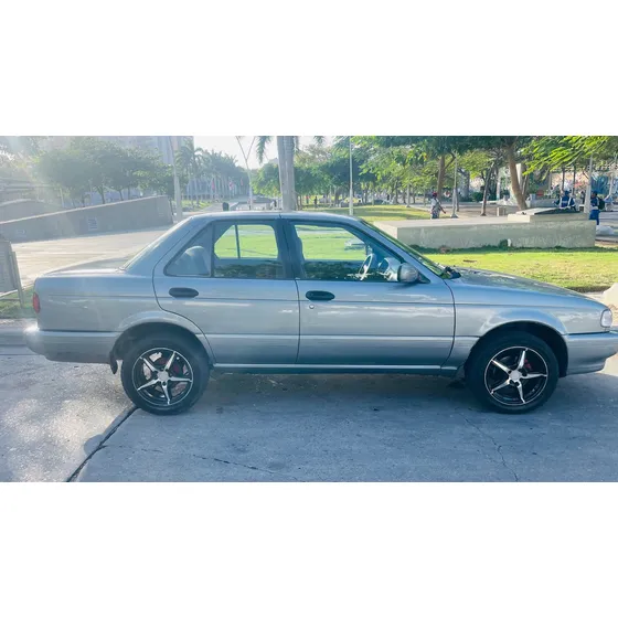 Nissan Sentra 1.6 B13