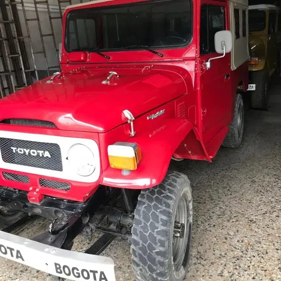 Toyota Land Cruiser 1983 4.2 Fj43