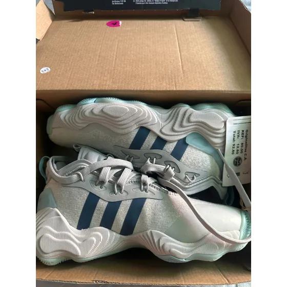 Zapatos adidas Deportivos Trae Young 3 J